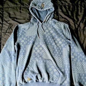 Medium 10 deep hoodie barely used